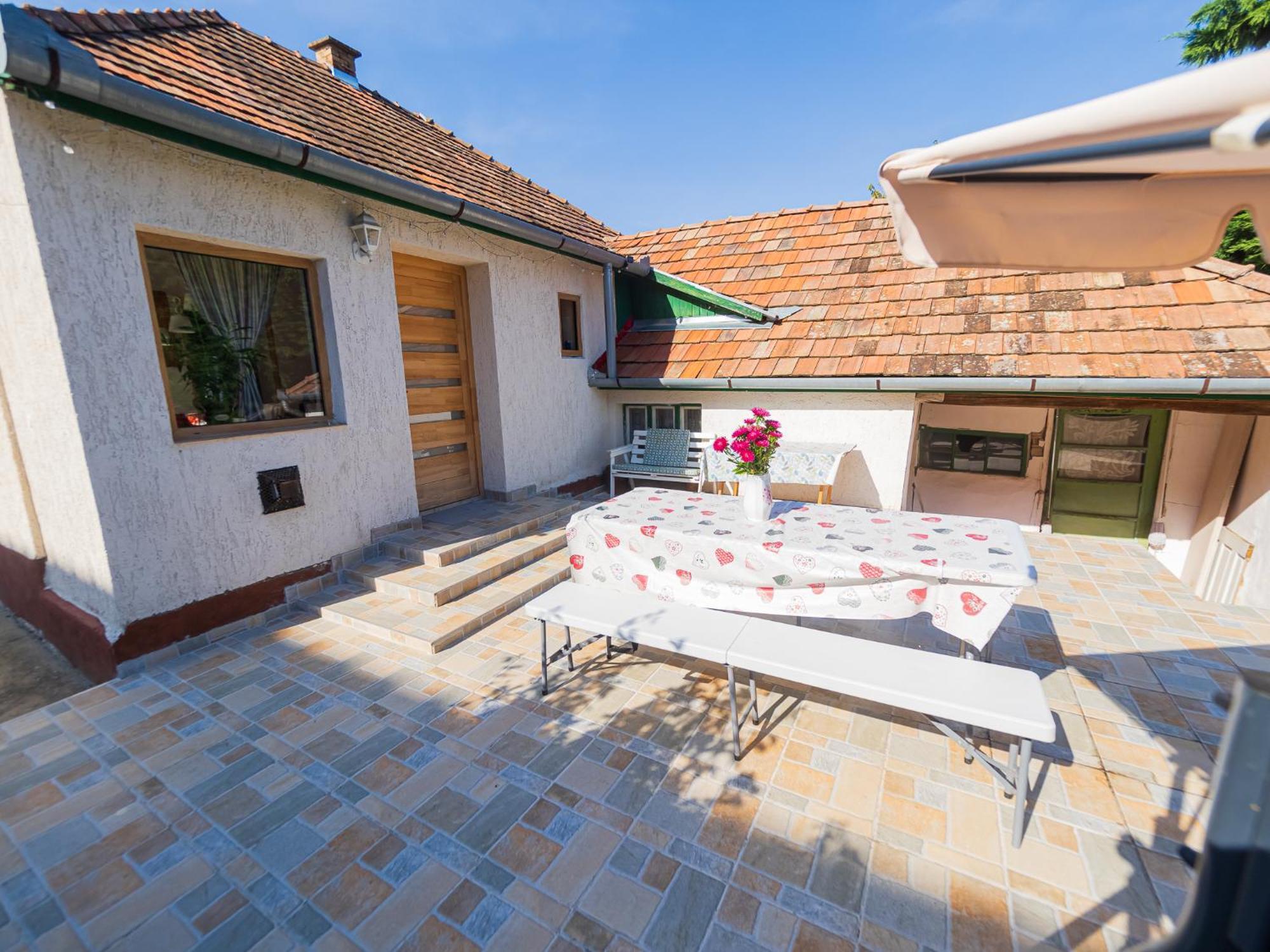 Lankas Vendeghaz - Holloko Villa Exterior foto